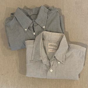 St John’s Bay - 2 Men’s Short Sleeved Button Ups.